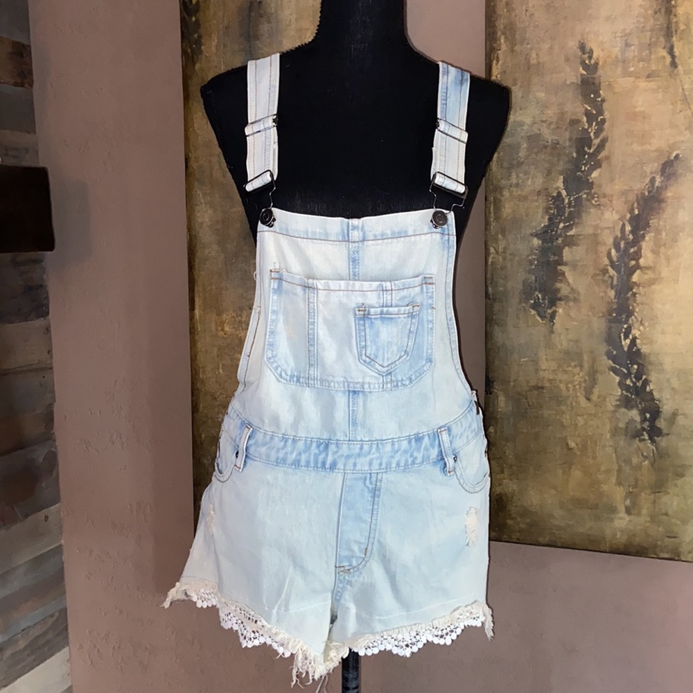 NWOT Jeans Romper with lace detail